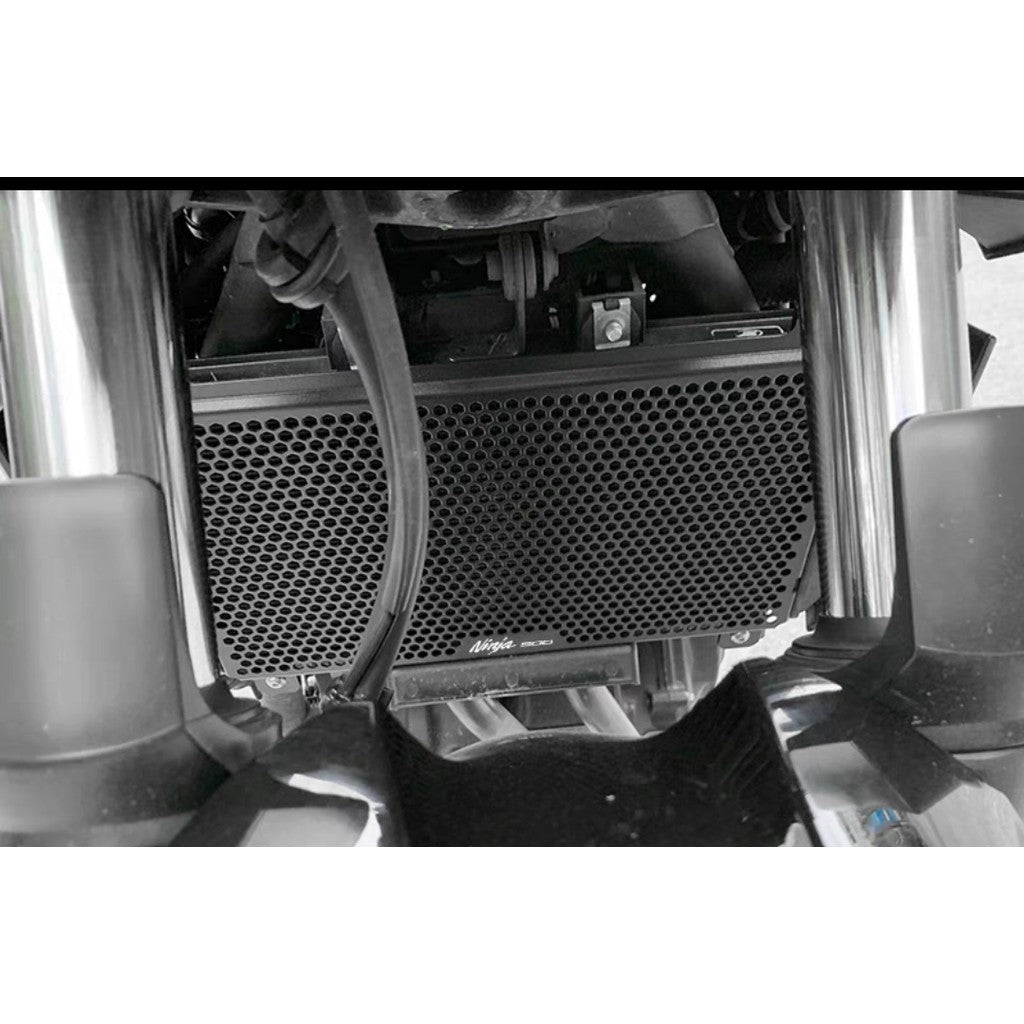 Kawasaki Ninja 500 Radiator Cover